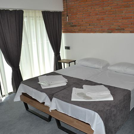 Hotel Baratashvili 12 Tiflis Exterior foto
